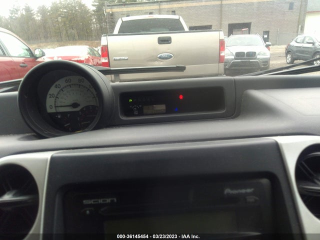 2005 SCION XB VIN: JTLKT324154006461