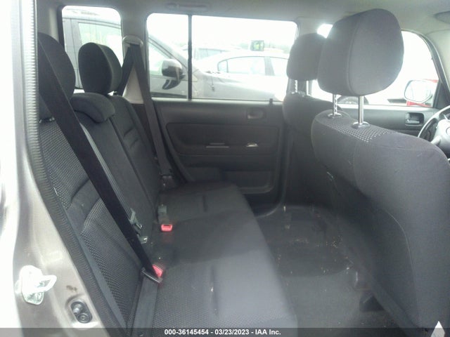2005 SCION XB VIN: JTLKT324154006461