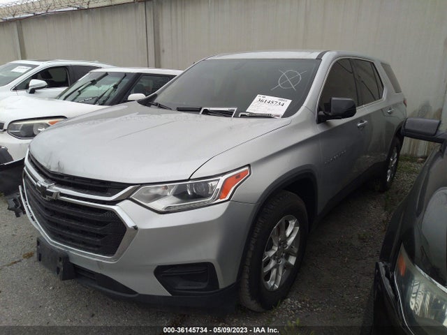 Chevrolet Traverse Ls 2018 1GNERFKW2JJ151196 Image 2
