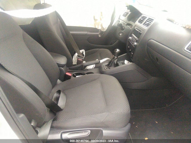 3VW1K7AJ5EM402872 Volkswagen Jetta Sedan S