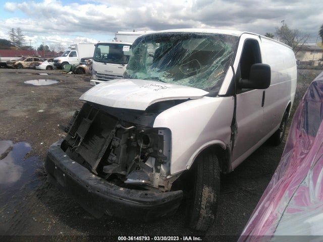2011 CHEVROLET EXPRESS CARGO VAN VIN: 1GCWGFCAXB1118048