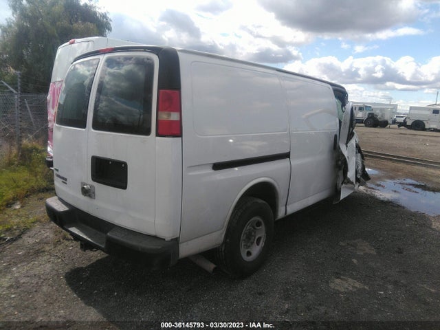 2011 CHEVROLET EXPRESS CARGO VAN VIN: 1GCWGFCAXB1118048