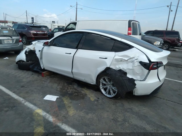 5YJYGAEE3MF302298 Tesla Model Y Long Range