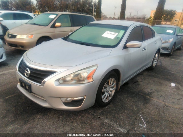 Nissan Altima 2.5 S 2015 1N4AL3AP2FC172374 Image 2