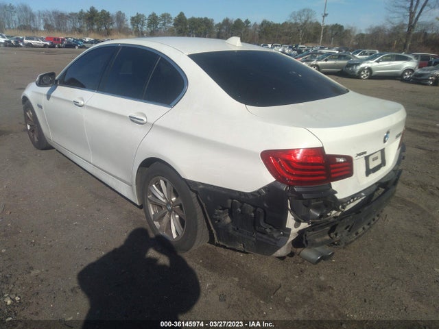 BMW 5 Series 528i Xdrive 2015 WBA5A7C57FD628350 Image 3