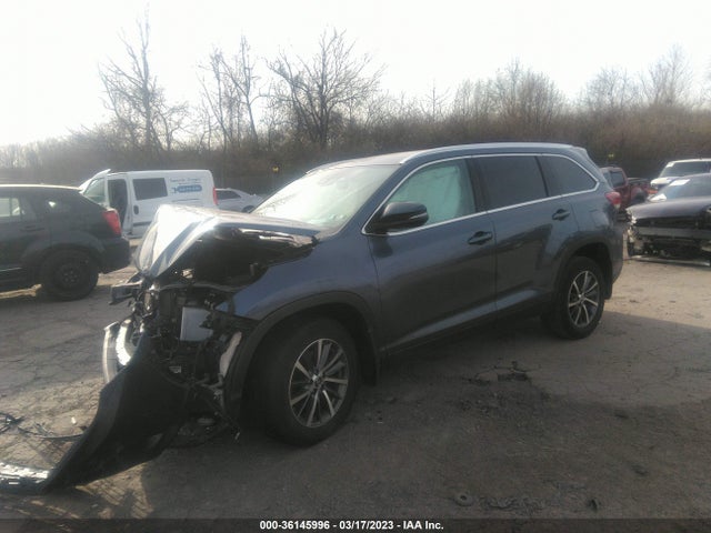 Toyota Highlander Se/xle 2019 5TDJZRFH0KS737906 Image 2