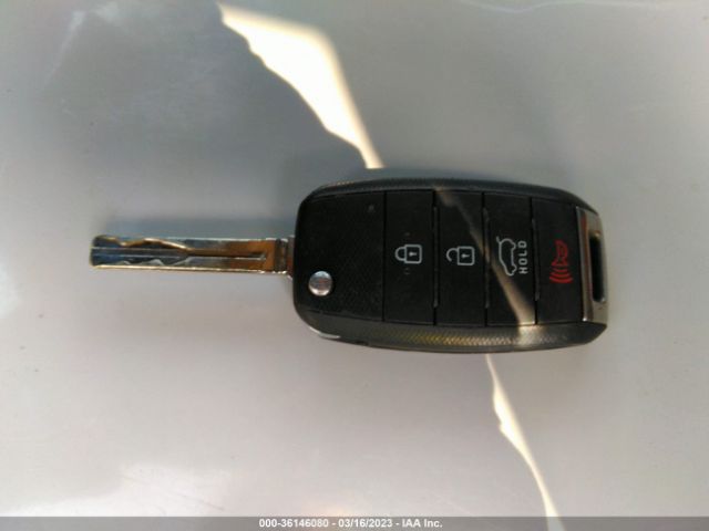 KNDJN2A24E7707196 KIA Soul Base