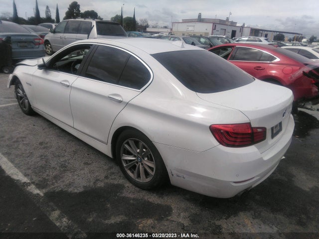 BMW 5 Series 528i 2015 WBA5A5C59FD520719 Image 4