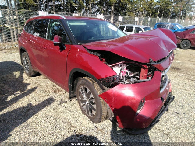 2022 Toyota Highlander, VIN: 5TDHBRCH2NS558679