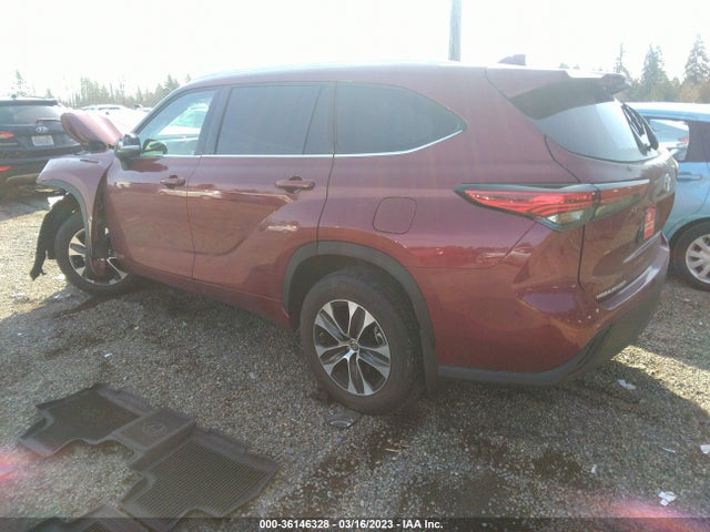 2022 Toyota Highlander, VIN: 5TDHBRCH2NS558679