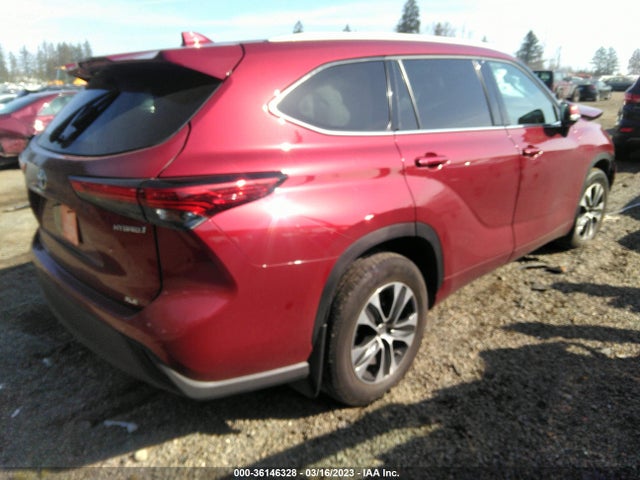 2022 Toyota Highlander, VIN: 5TDHBRCH2NS558679