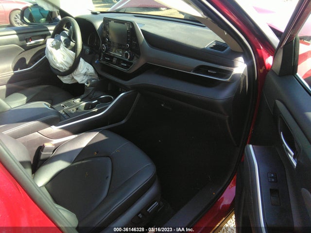2022 Toyota Highlander, VIN: 5TDHBRCH2NS558679