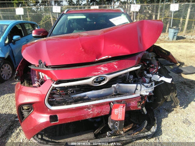 2022 Toyota Highlander, VIN: 5TDHBRCH2NS558679