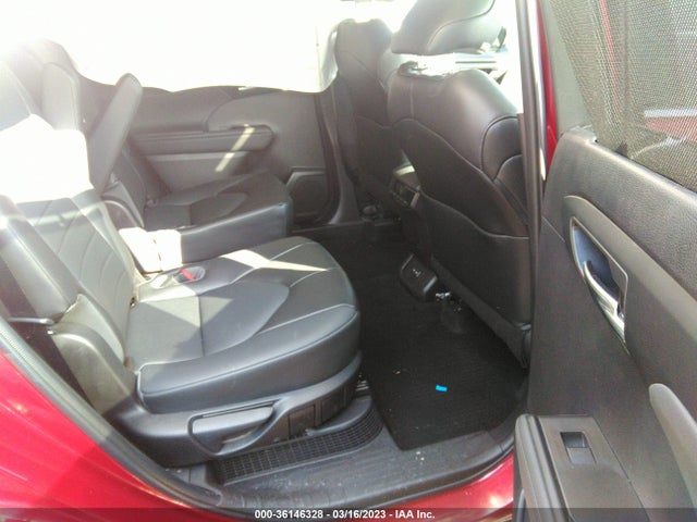 2022 Toyota Highlander, VIN: 5TDHBRCH2NS558679