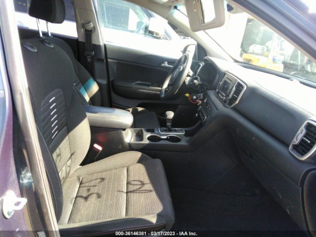KNDPMCAC2J7455700 KIA Sportage Lx