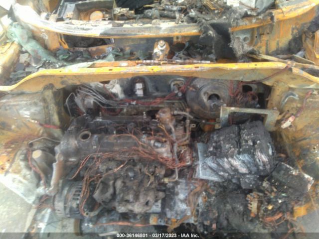 KNDJN2A2XJ7537470 KIA Soul Base