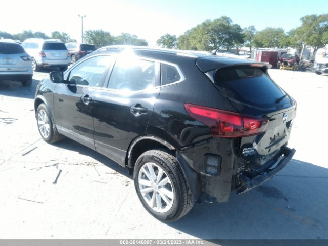 JN1BJ1CP1JW100758 Nissan Rogue Sport Sv