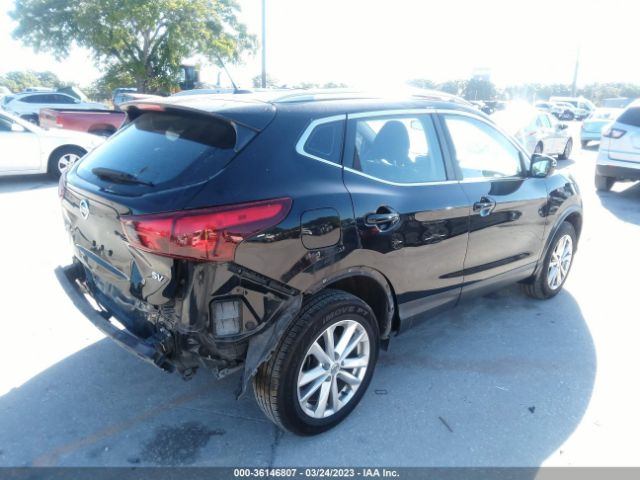 JN1BJ1CP1JW100758 Nissan Rogue Sport Sv