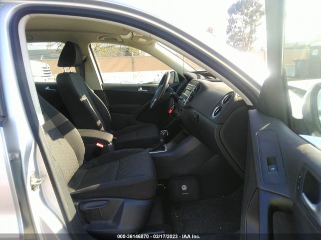 WVGAV3AX9EW608165 Volkswagen TIGUAN S