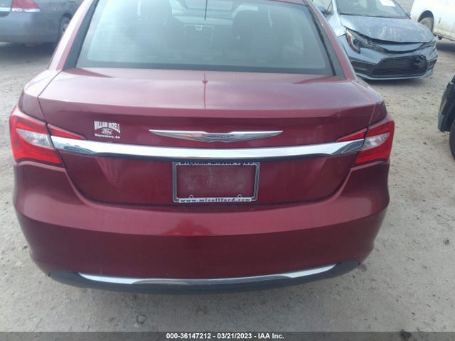 1C3CCBAB7EN206642 Chrysler 200 LX