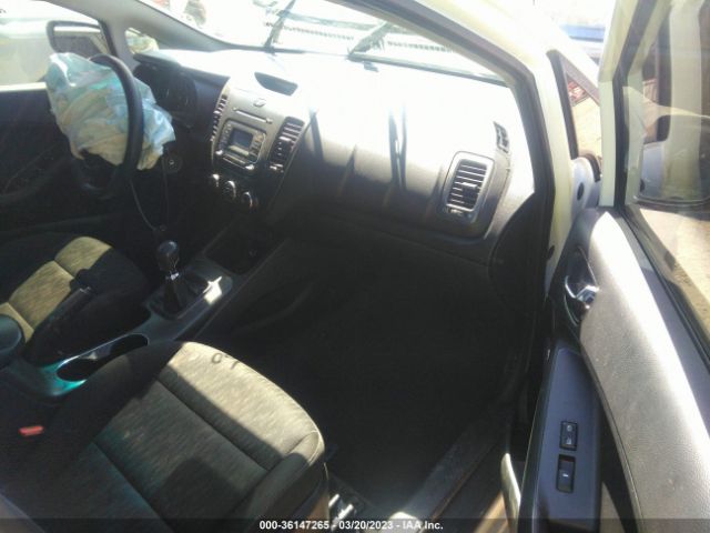 KNAFK4A67G5587449 KIA FORTE LX