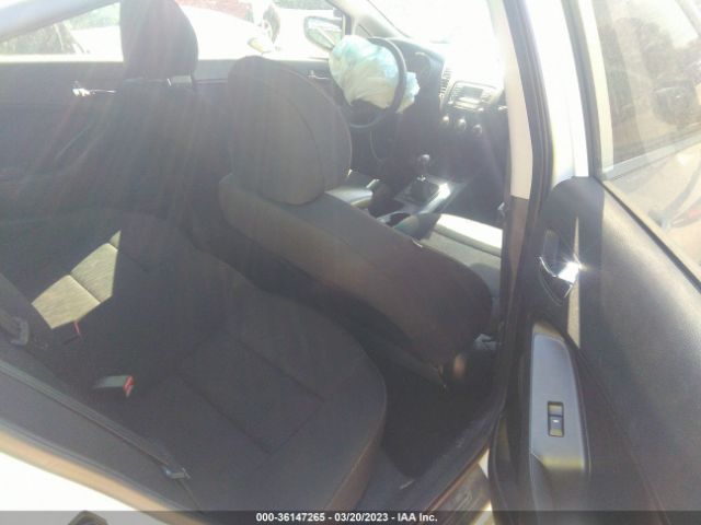 KNAFK4A67G5587449 KIA FORTE LX