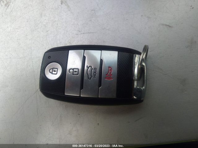 3KPFL4A7XHE070970 KIA FORTE S