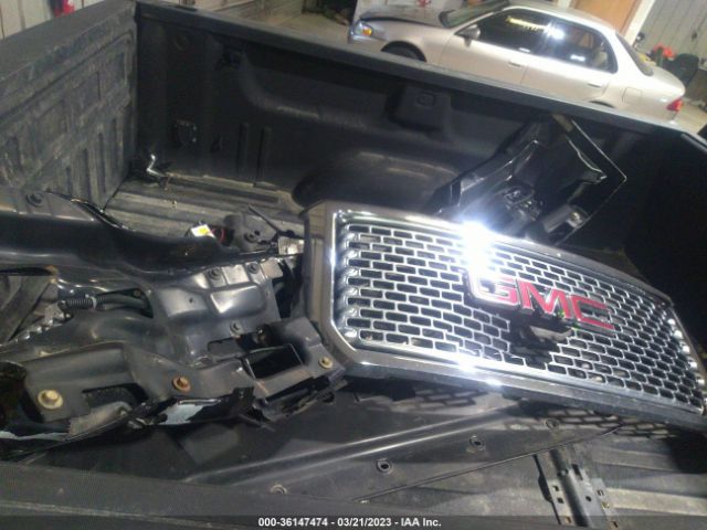 1GT12UEYXHF128355 GMC Sierra 2500hd Denali