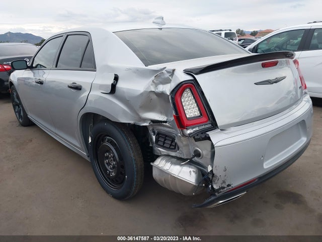 2022 Chrysler 300, VIN: 2C3CCADG2NH167839