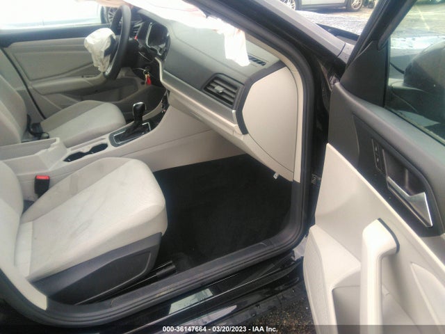 3VWC57BUXKM188823 Volkswagen Jetta S/se/r-line