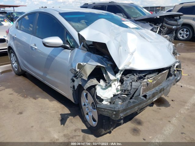 KNAFK4A68F5400573 KIA FORTE LX