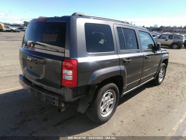 1C4NJPBB4GD802824 Jeep Patriot Sport
