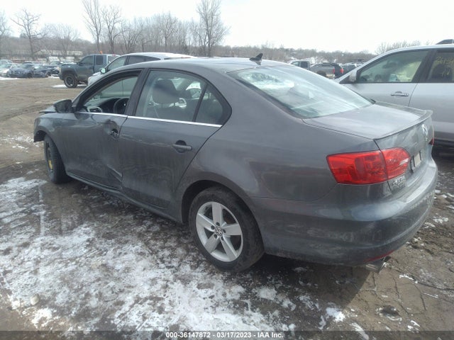 2012 VOLKSWAGEN JETTA SEDAN TDI W/PREMIUM/NAV VIN: 3VWLL7AJ7CM008292