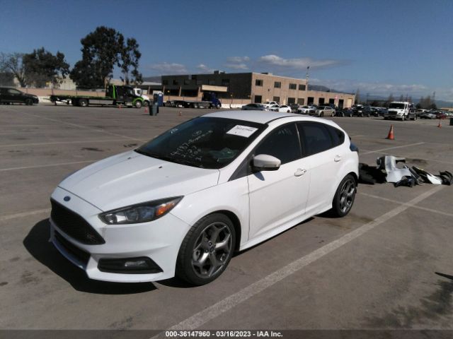 1FADP3L91JL233528 Ford FOCUS ST