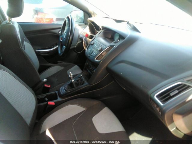 1FADP3L91JL233528 Ford FOCUS ST