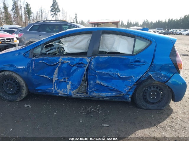 Toyota Prius C One/two/three/four 2015 JTDKDTB34F1585691 Image 7