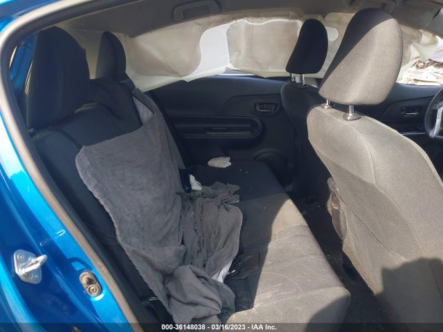 Toyota Prius C One/two/three/four 2015 JTDKDTB34F1585691 Image 9