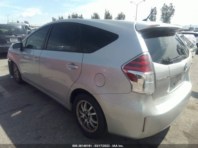 Toyota Prius V Two/five/three/four 2015 JTDZN3EU1FJ030312 Image 4