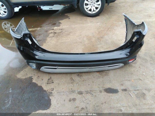 JA4AD2A34KZ007135 Mitsubishi Outlander Es