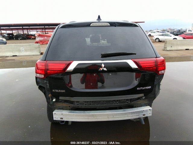 JA4AD2A34KZ007135 Mitsubishi Outlander Es