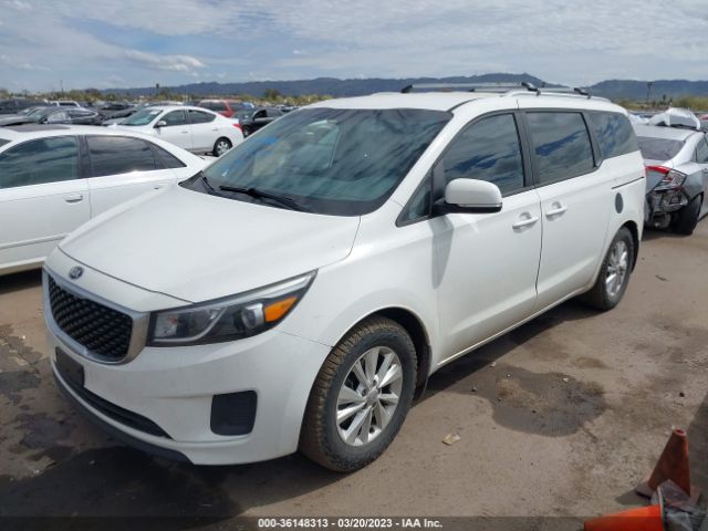 KNDMB5C10F6055132 KIA SEDONA LX