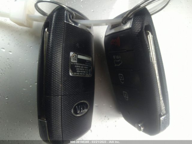 KNDJX3A52E7095221 KIA Soul !