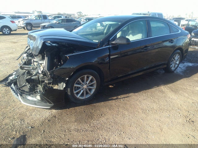Hyundai SONATA SE 2018 5NPE24AF7JH677657 Image 2
