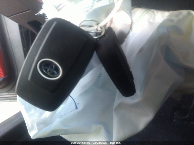 2021 Toyota Camry, VIN: 4T1K31AK8MU030878