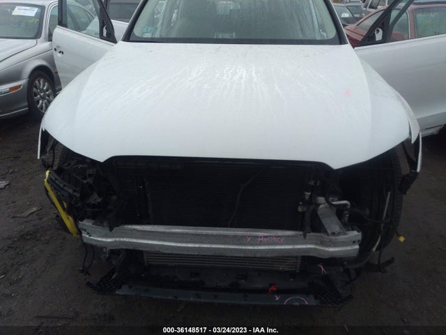 WA1LFAFP8EA121778 Audi Q5 Premium Plus