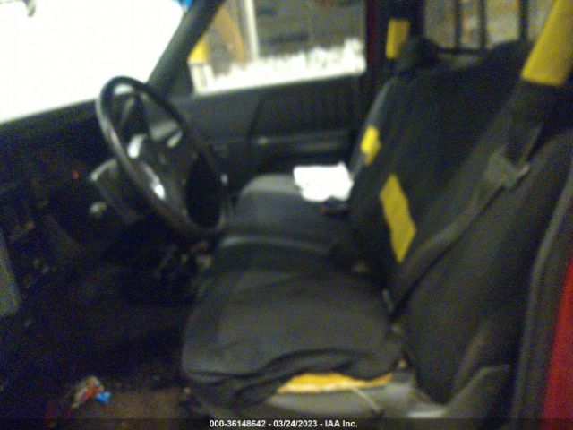 1B7FL26Y7MS353100 Dodge Dakota