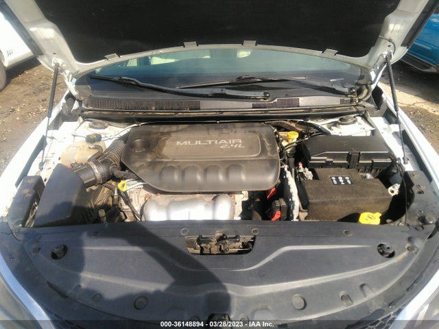 Chrysler 200 Limited 2015 1C3CCCAB3FN602770 Image 10