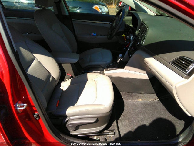 2017 HYUNDAI ELANTRA SE VIN: KMHD74LF6HU370812