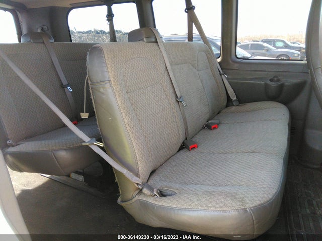 2017 CHEVROLET EXPRESS PASSENGER LT VIN: 1GAWGFFG5H1126799