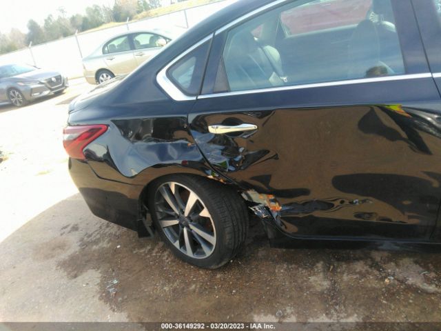 1N4AL3AP7HC494821 Nissan Altima 2.5 Sr
